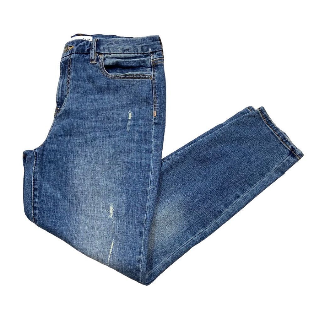 Brand new with‎ Tags Studio Blue High Rise Straight Leg Jeans Size 31